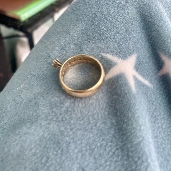 ANTIQUE Edwardian 14k Gold Five-Stone Diamond Ring - Picture 8 of 15